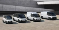 Cuatro furgonetas conceptuales de tamaños crecientes.